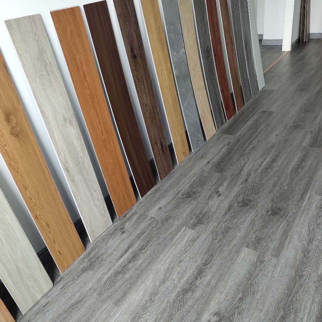 The color with good anti dirt effect in wood grain SPC flooring